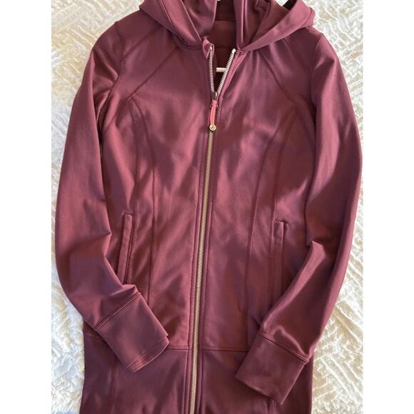 LULULEMON - Daily Practice Jacket Hooded In Wine Berry, Size 4 - Picture 8 of 9